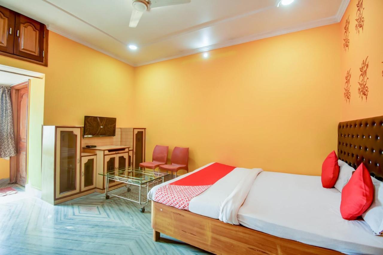 Super Oyo Hotel Priyal Amrit Sagar Rourkela Dış mekan fotoğraf