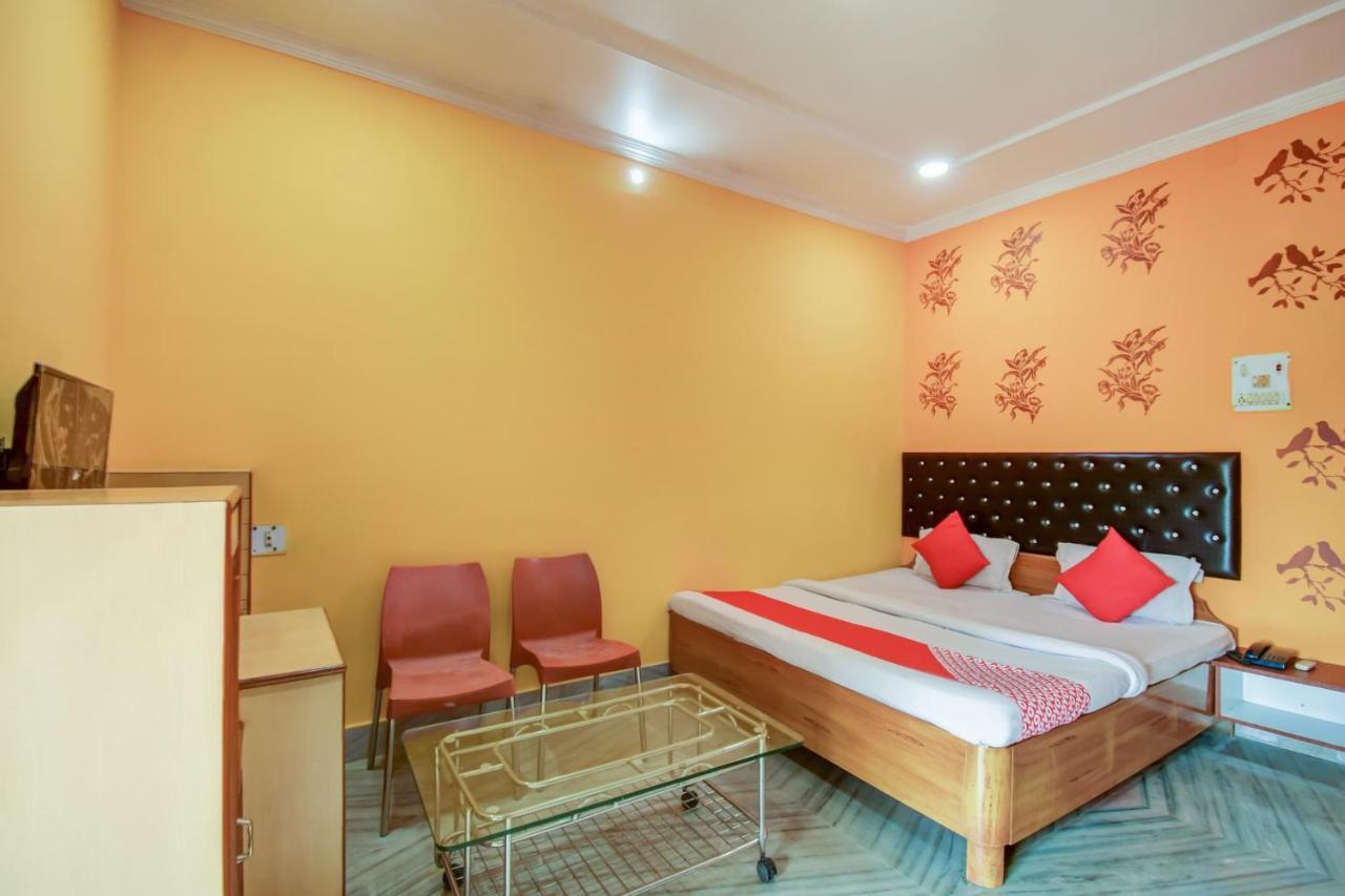 Super Oyo Hotel Priyal Amrit Sagar Rourkela Dış mekan fotoğraf