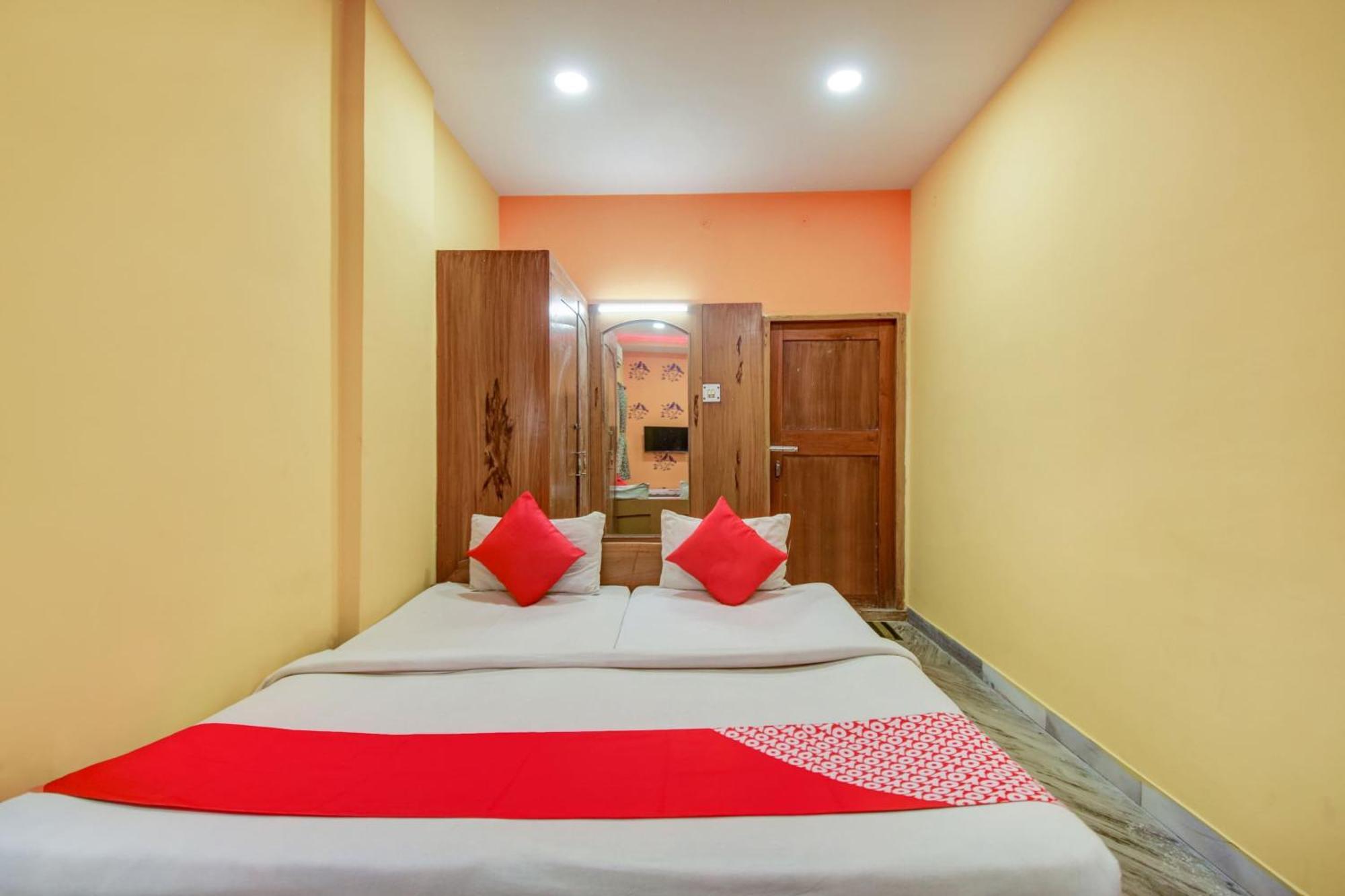 Super Oyo Hotel Priyal Amrit Sagar Rourkela Dış mekan fotoğraf